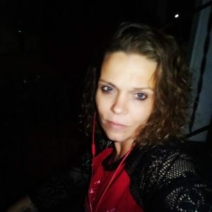 Meet your Posher, Dee